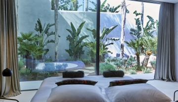 Resa Estates Ibiza koop sale Cala Moli villa seaviews modern bedroom 5.jpg